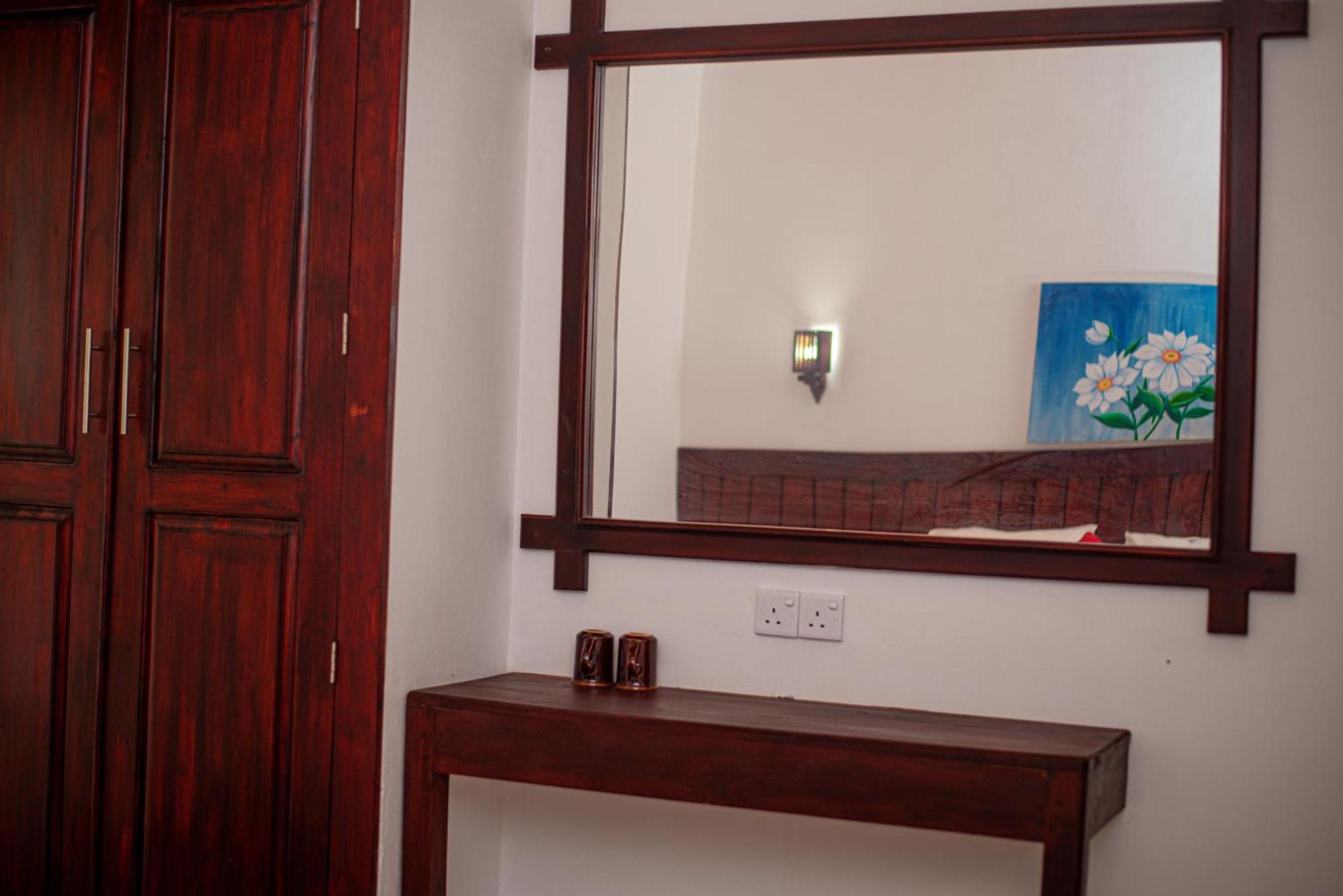 Sundowners Guesthouse Hikkaduwa Room photo